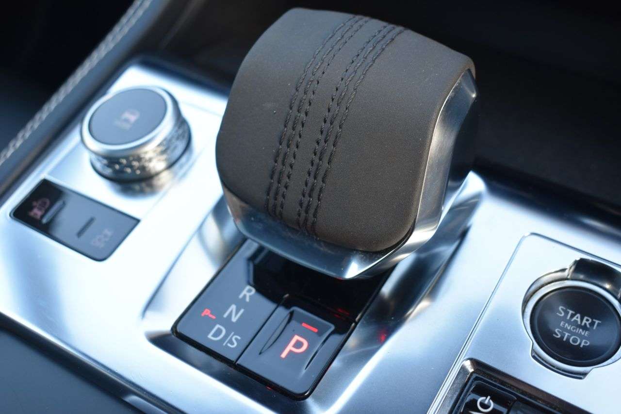 2021 JAGUAR F-PACE 2021 JAGUAR F-PACE