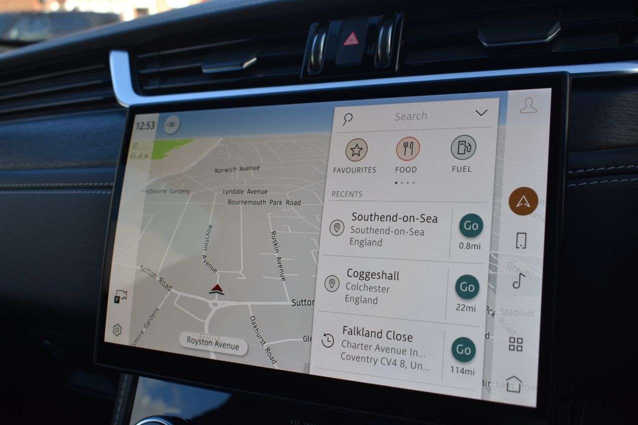 2021 JAGUAR F-PACE 2021 JAGUAR F-PACE