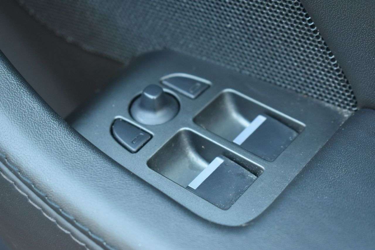 2017 JAGUAR F-TYPE 2017 JAGUAR F-TYPE