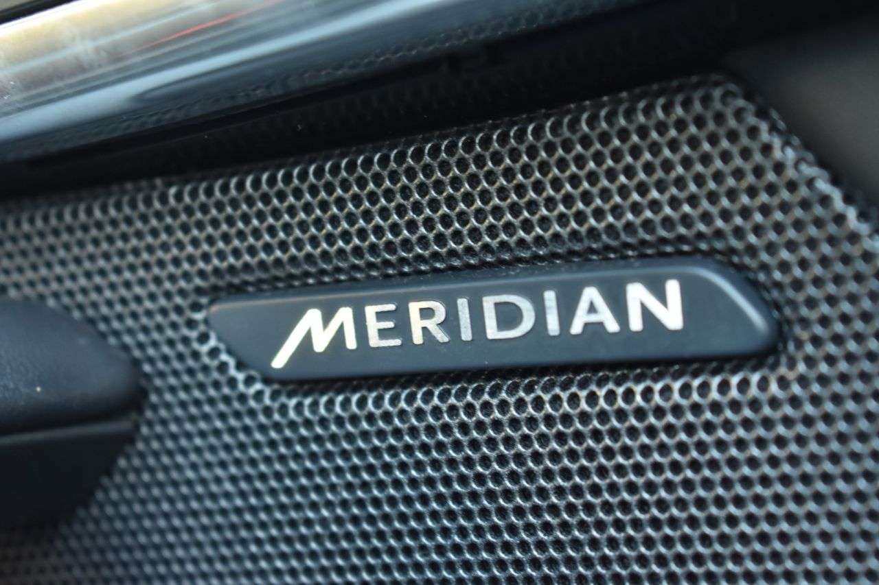 2017 JAGUAR F-TYPE 2017 JAGUAR F-TYPE