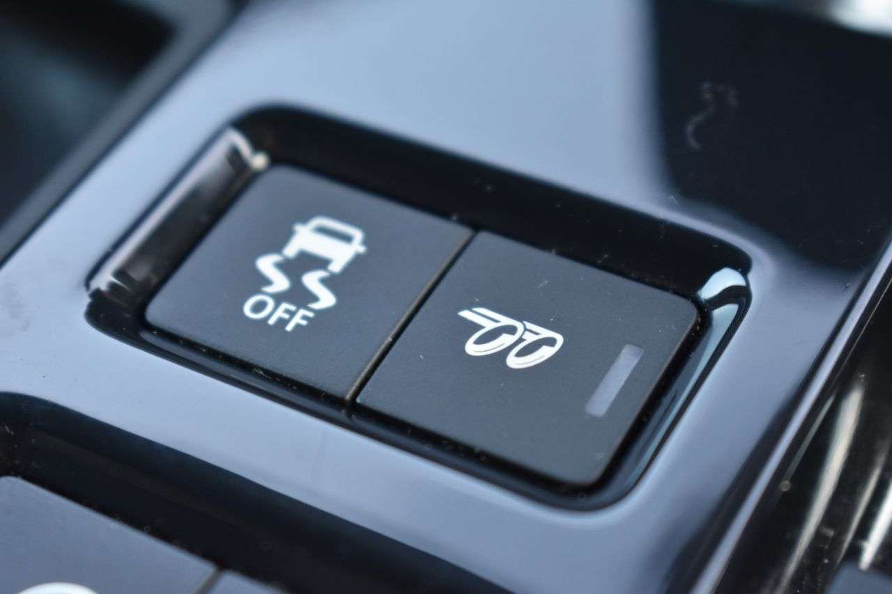 2017 JAGUAR F-TYPE 2017 JAGUAR F-TYPE