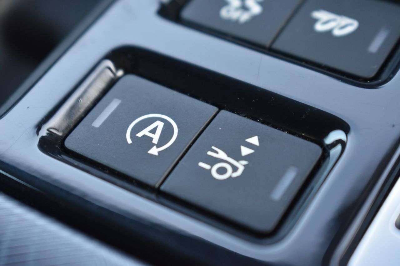 2017 JAGUAR F-TYPE 2017 JAGUAR F-TYPE