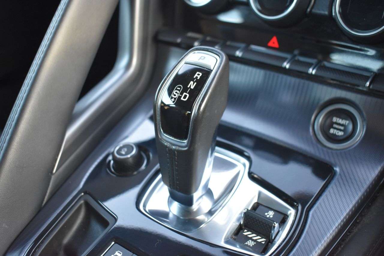 2017 JAGUAR F-TYPE 2017 JAGUAR F-TYPE