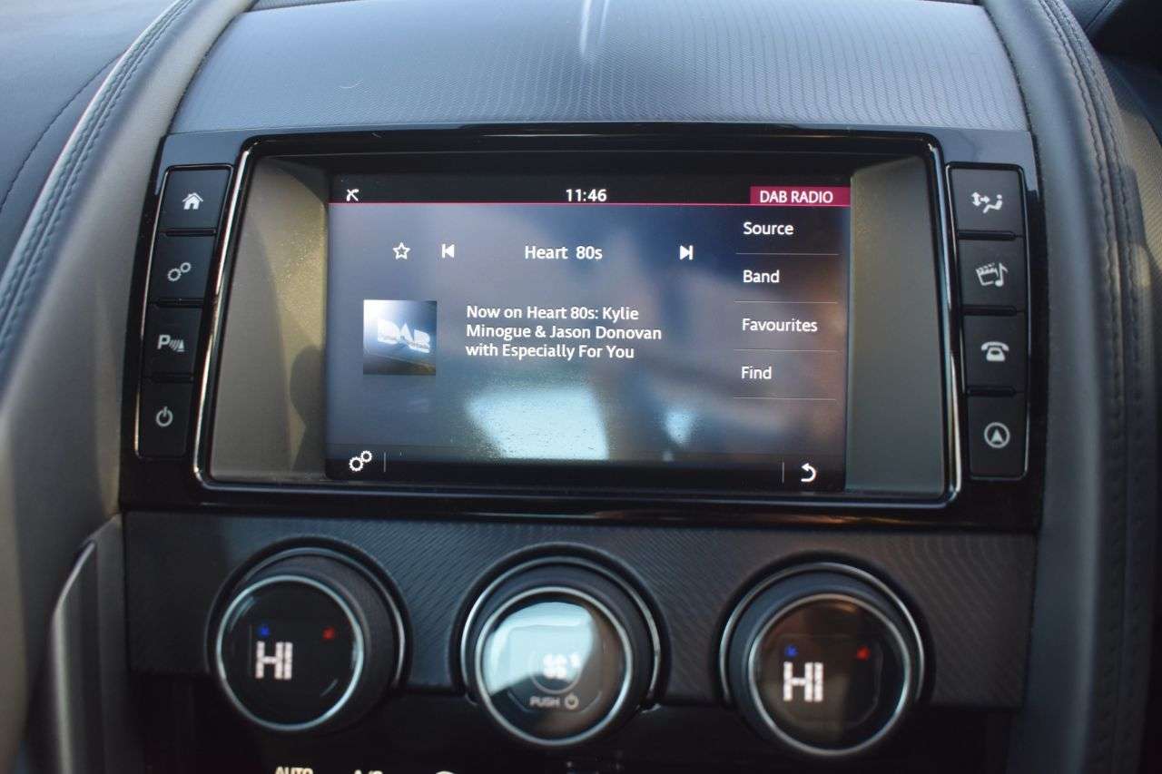 2017 JAGUAR F-TYPE 2017 JAGUAR F-TYPE