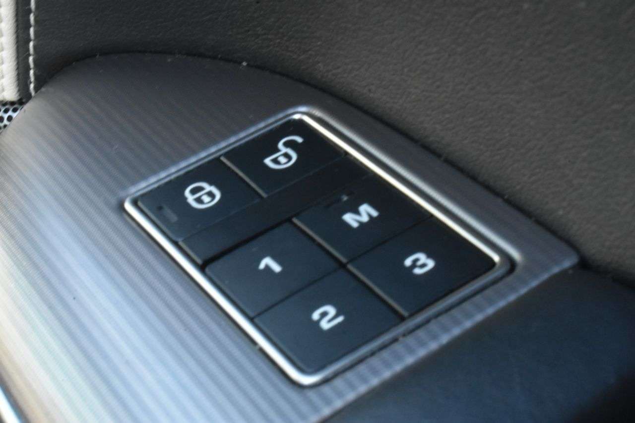 2018 LAND ROVER RANGE ROVER SPORT 2018 LAND ROVER RANGE ROVER SPORT