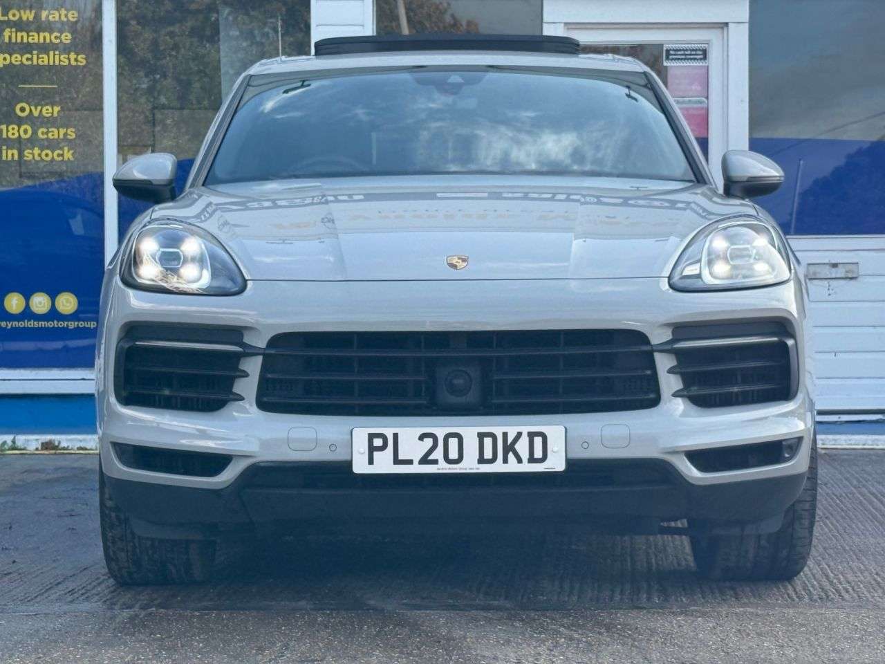 2020 PORSCHE CAYENNE 2020 PORSCHE CAYENNE