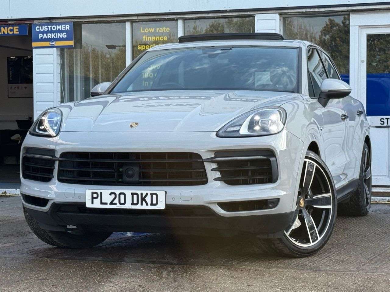 2020 PORSCHE CAYENNE 2020 PORSCHE CAYENNE