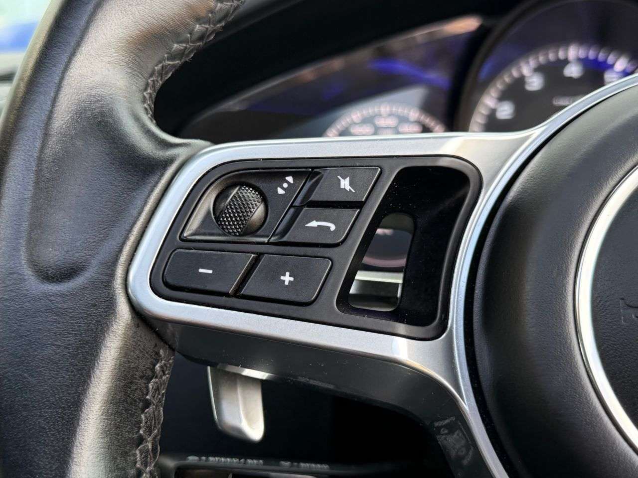 2020 PORSCHE CAYENNE 2020 PORSCHE CAYENNE