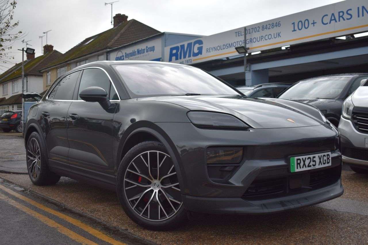 2025 PORSCHE MACAN 2025 PORSCHE MACAN