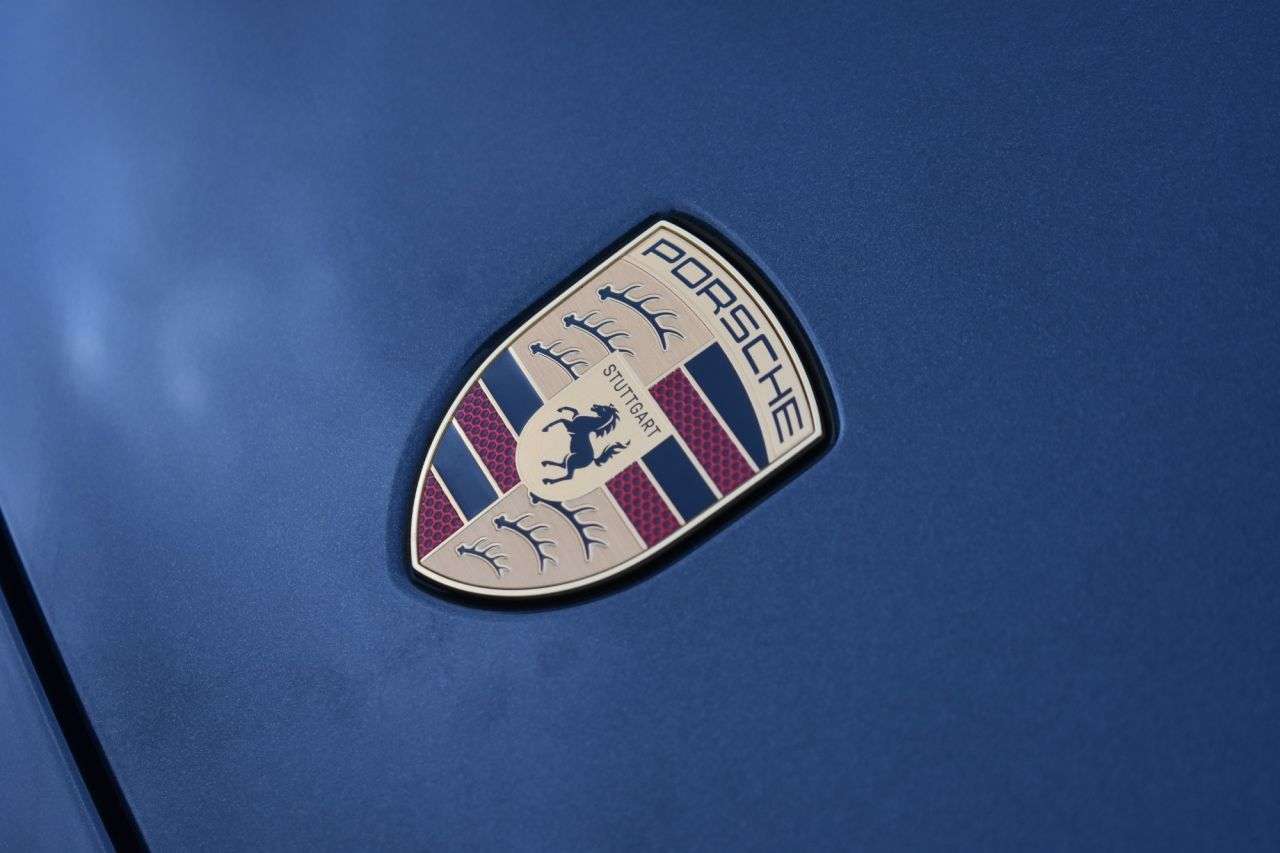 2025 PORSCHE MACAN 2025 PORSCHE MACAN