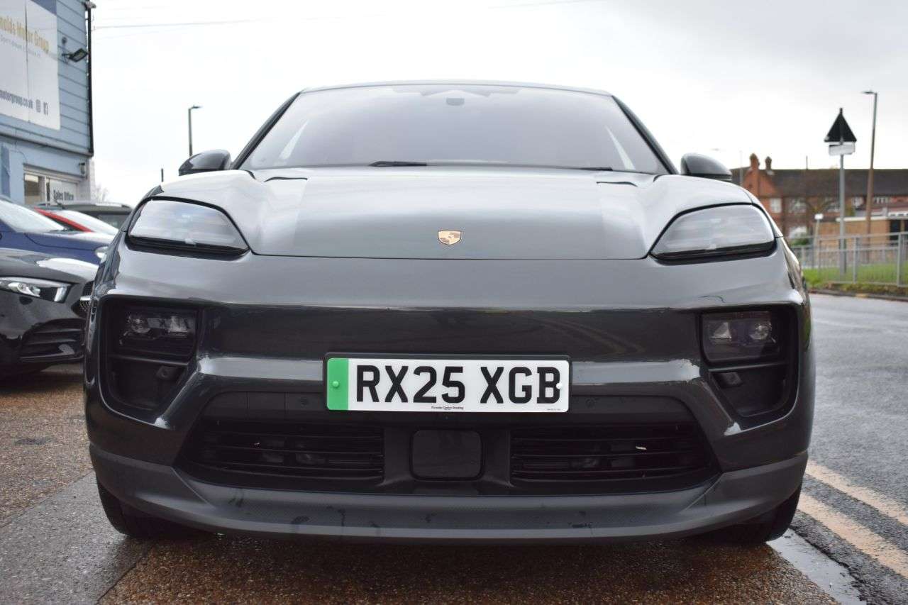 2025 PORSCHE MACAN 2025 PORSCHE MACAN