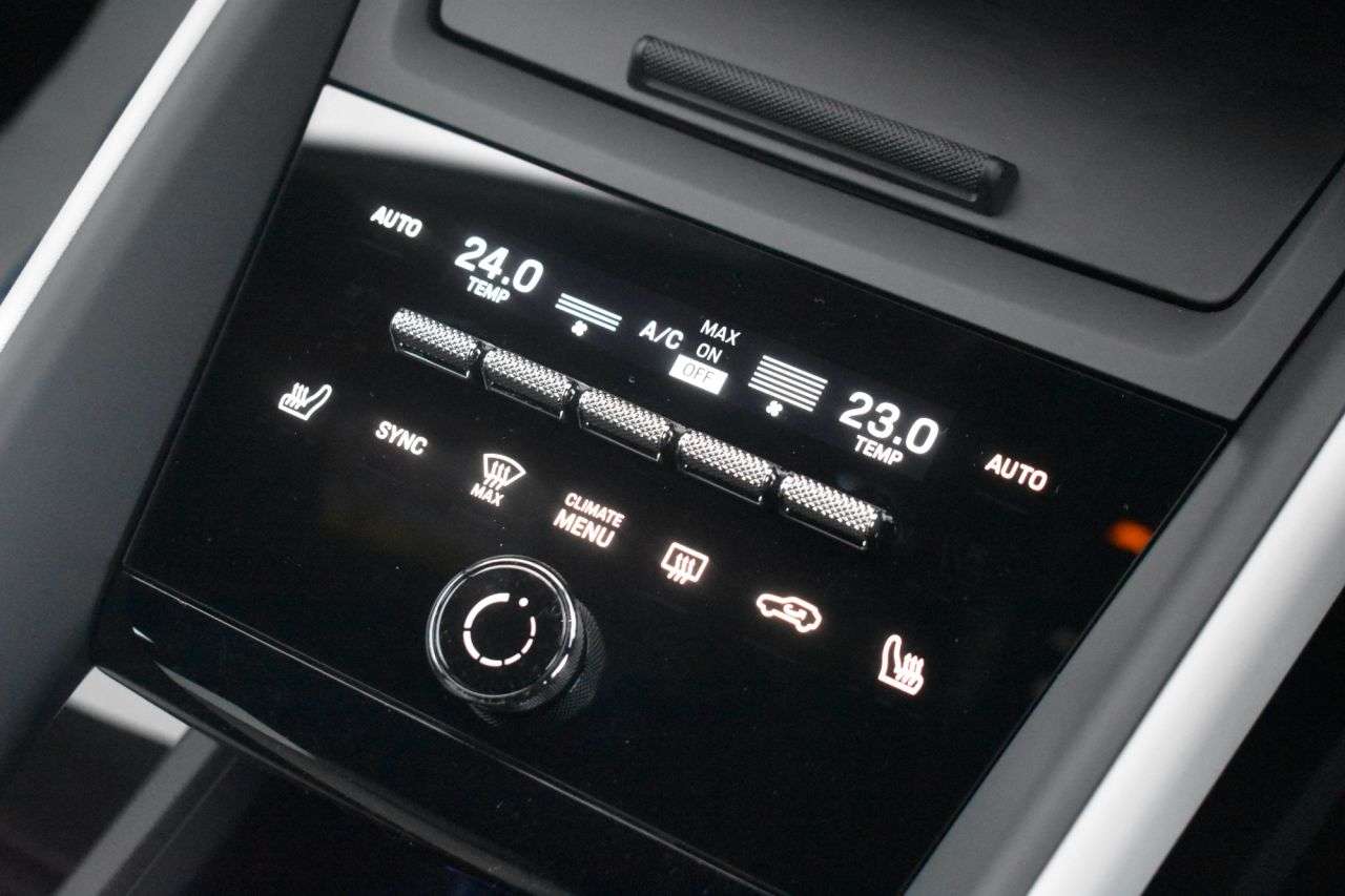 2025 PORSCHE MACAN 2025 PORSCHE MACAN