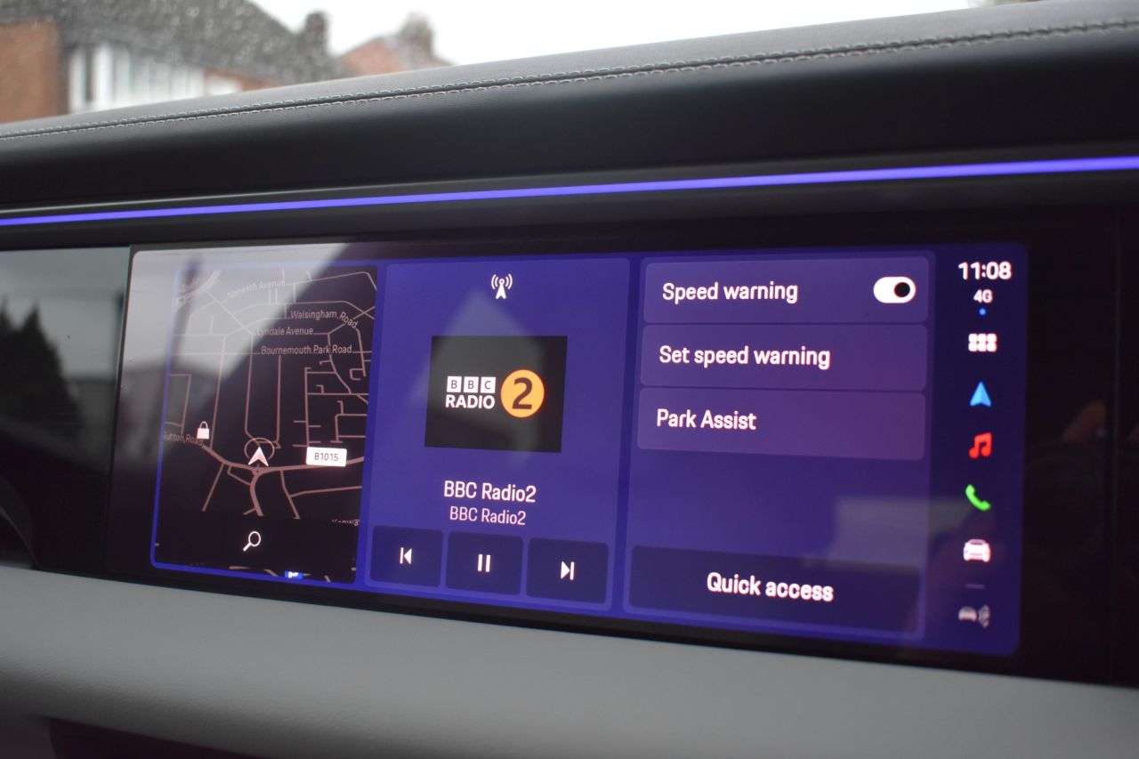 2025 PORSCHE MACAN 2025 PORSCHE MACAN