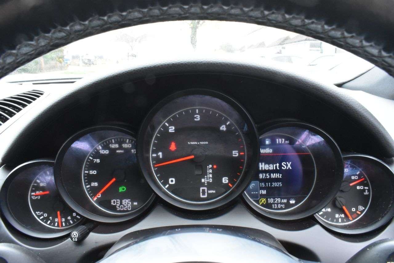 2017 PORSCHE CAYENNE 2017 PORSCHE CAYENNE