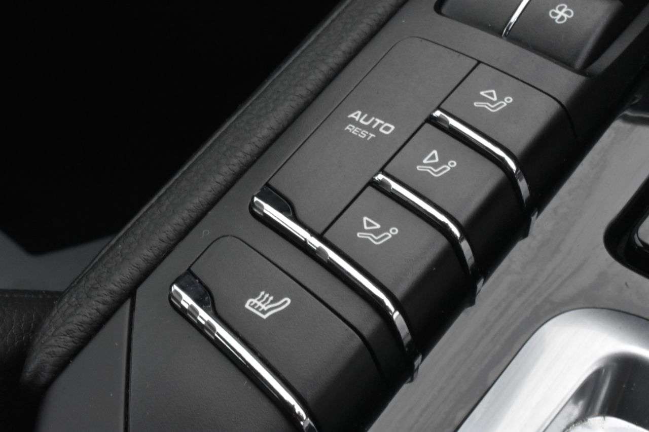 2017 PORSCHE CAYENNE 2017 PORSCHE CAYENNE