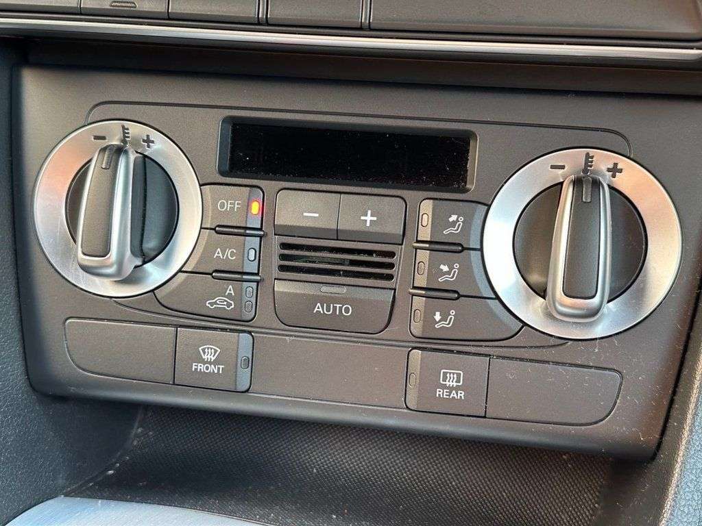 2013 AUDI Q3 2013 AUDI Q3