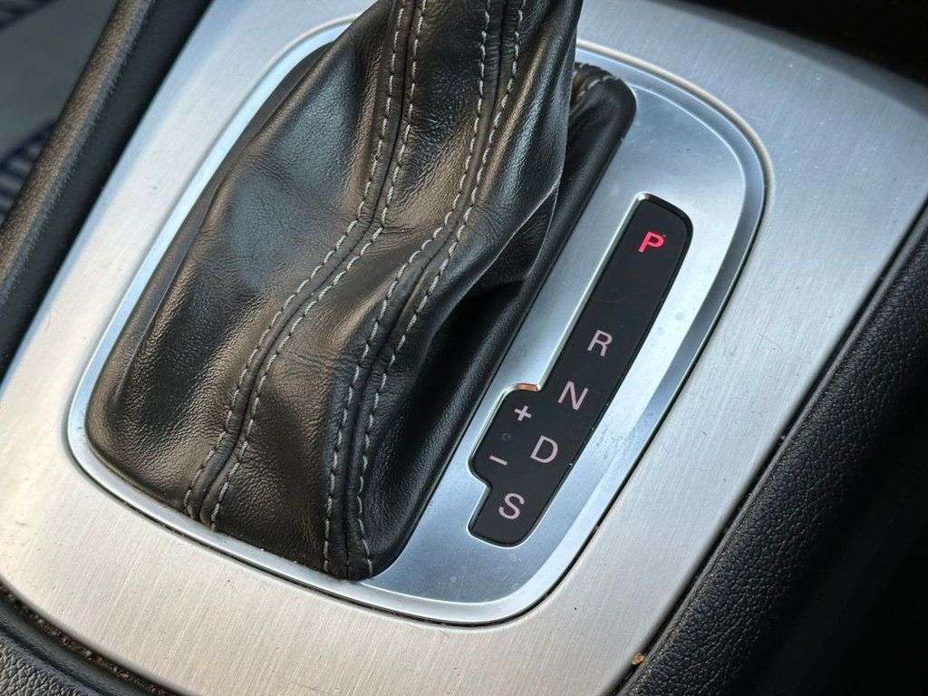 2013 AUDI Q3 2013 AUDI Q3