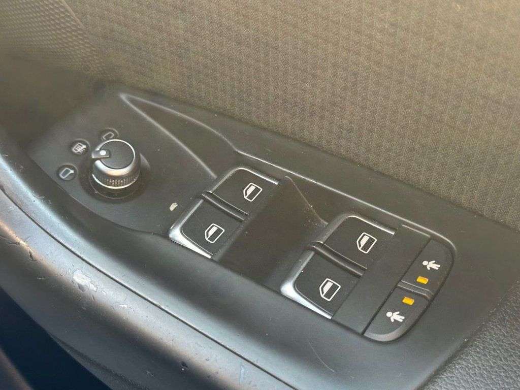 2013 AUDI Q3 2013 AUDI Q3