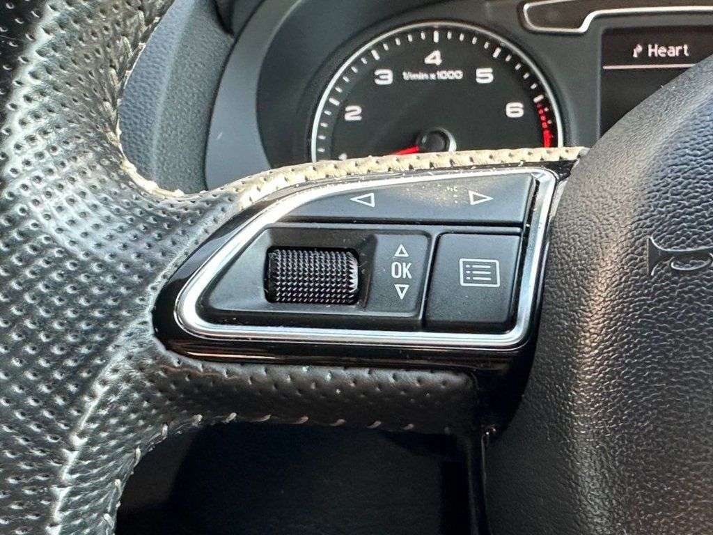 2013 AUDI Q3 2013 AUDI Q3