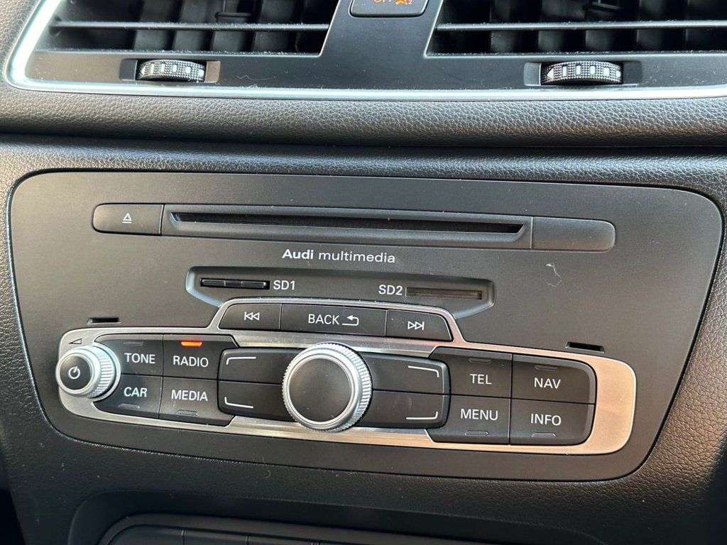 2013 AUDI Q3 2013 AUDI Q3