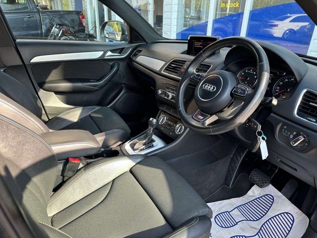 2013 AUDI Q3 2013 AUDI Q3