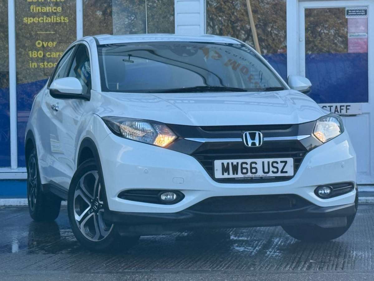 Check out this Honda Hr-v 2016 Petrol Automatic