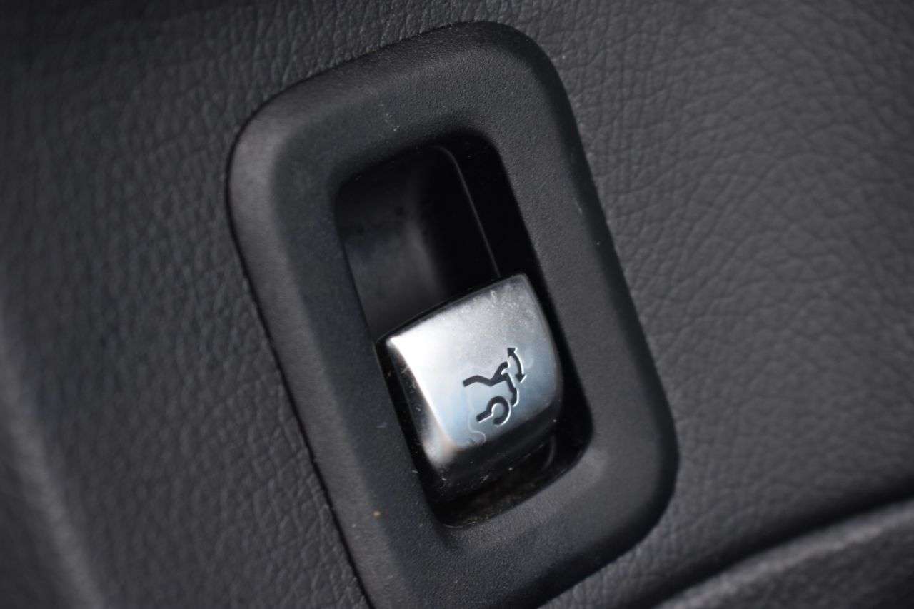 2017 MERCEDES-BENZ C-CLASS 2017 MERCEDES-BENZ C-CLASS