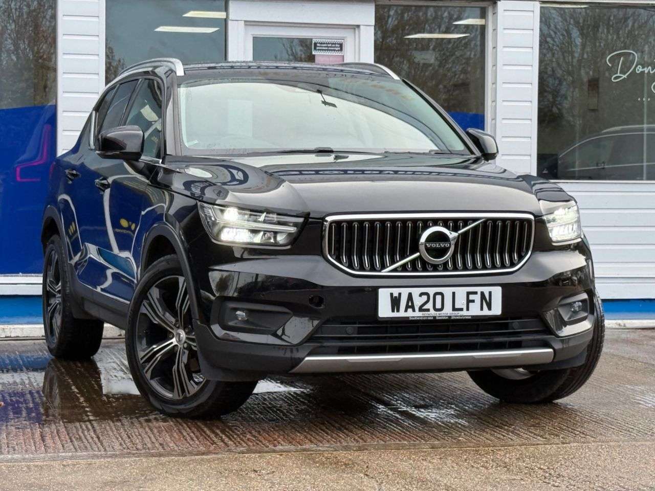 2020 VOLVO XC40 2020 VOLVO XC40