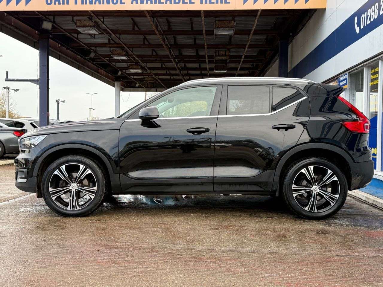 2020 VOLVO XC40 2020 VOLVO XC40