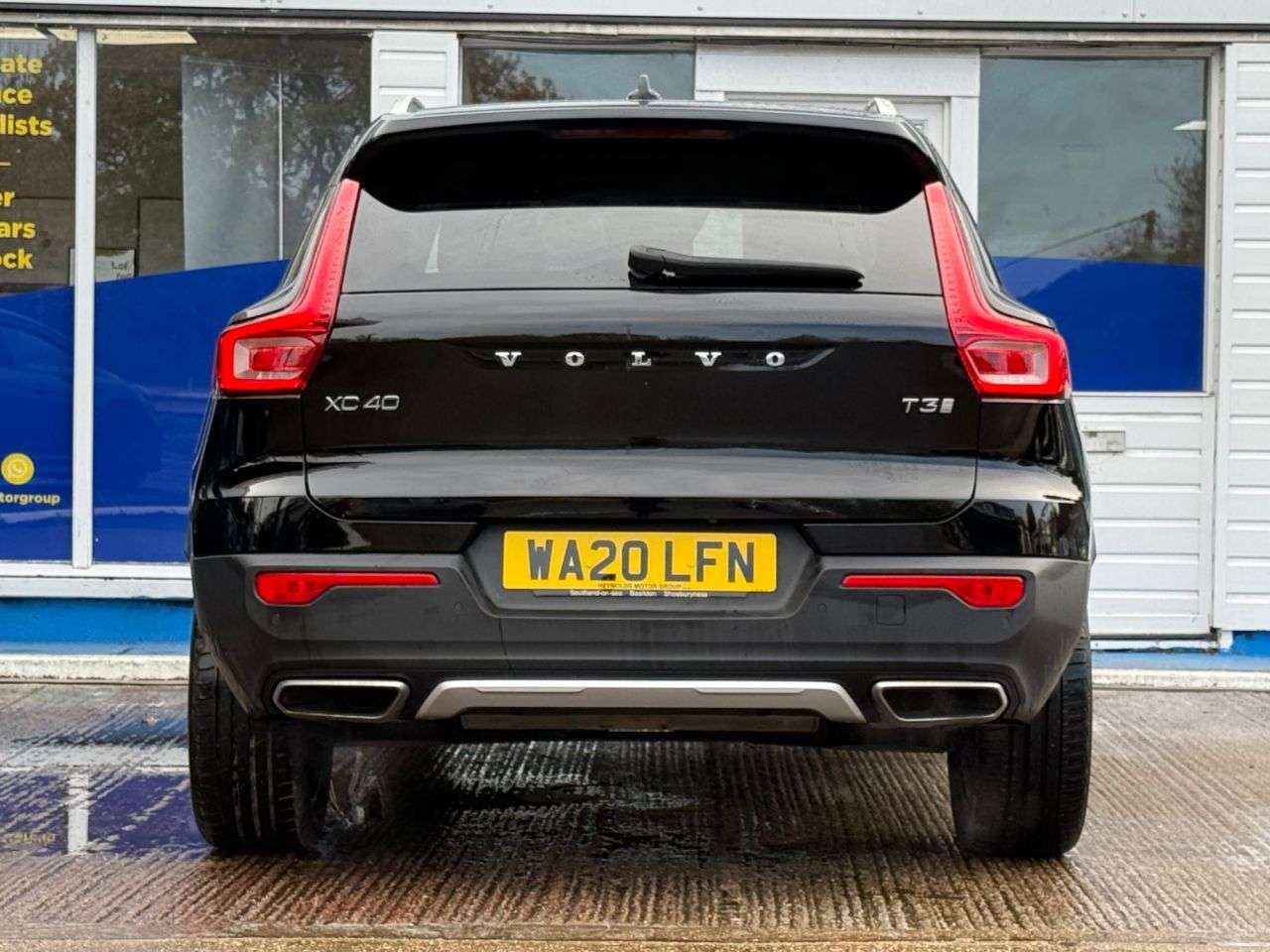 2020 VOLVO XC40 2020 VOLVO XC40