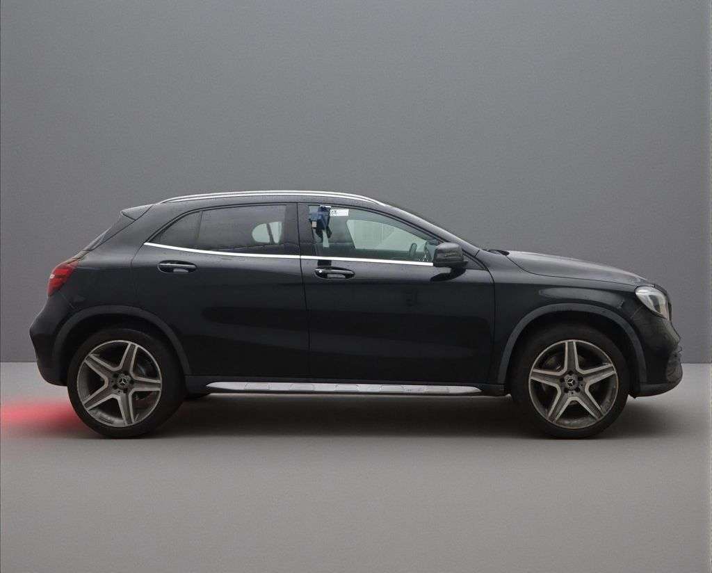 2017 MERCEDES-BENZ 180 2017 MERCEDES-BENZ 180