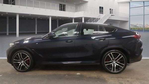2021 BMW X6 2021 BMW X6