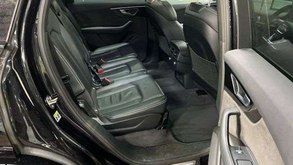 2019 AUDI Q7 2019 AUDI Q7