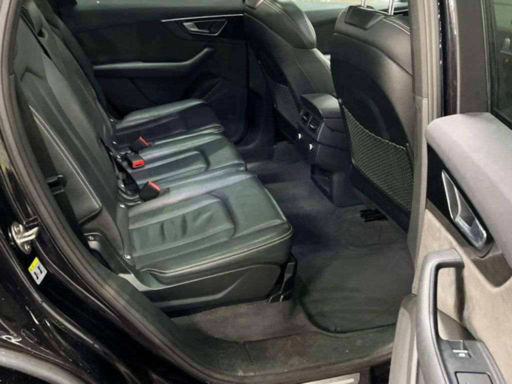 2019 AUDI Q7 2019 AUDI Q7