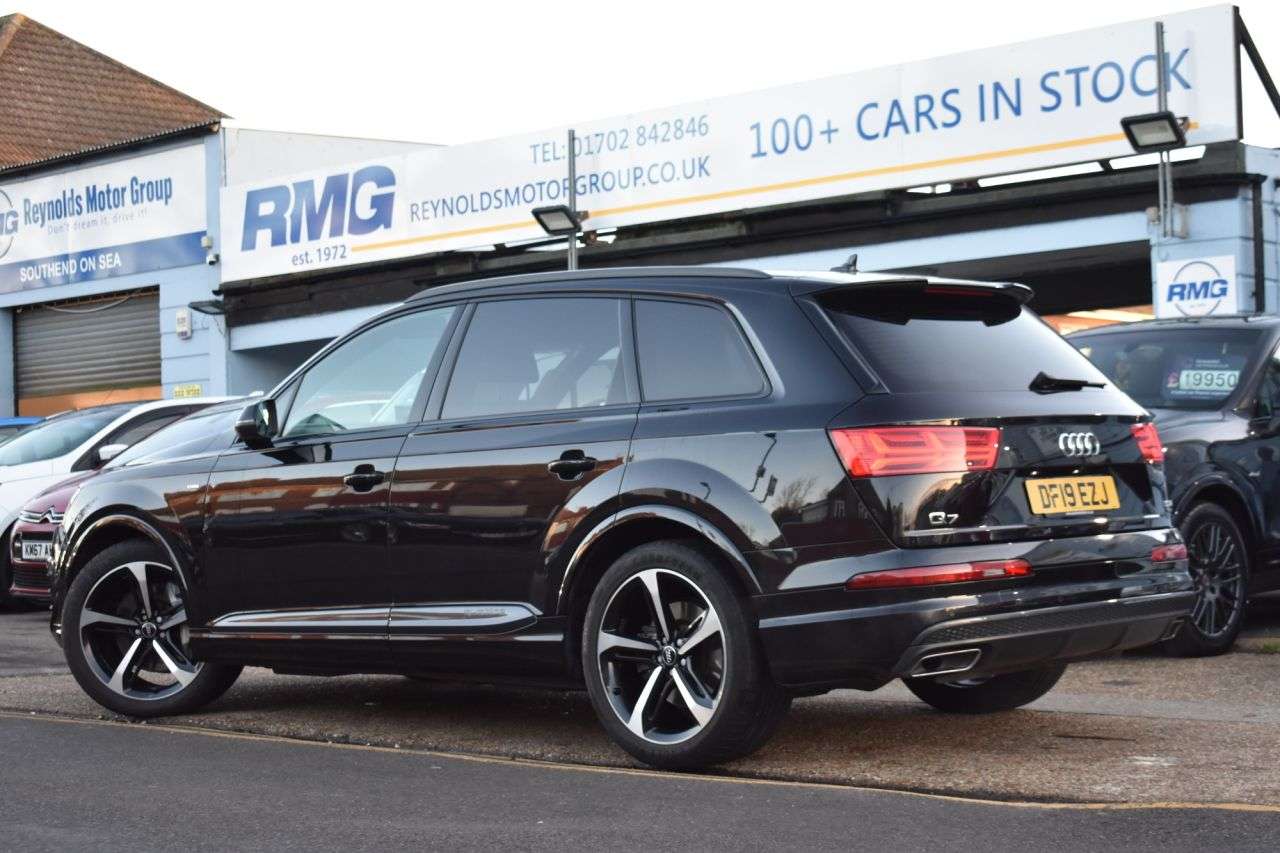 2019 AUDI Q7 2019 AUDI Q7