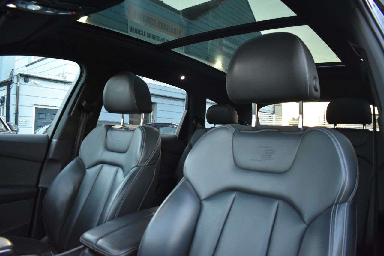 2019 AUDI Q7 2019 AUDI Q7