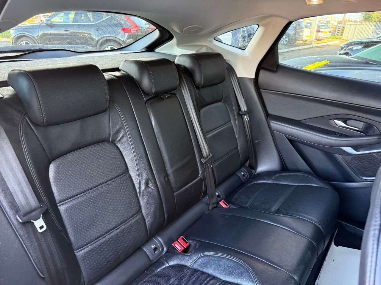 2018 JAGUAR E-PACE 2018 JAGUAR E-PACE