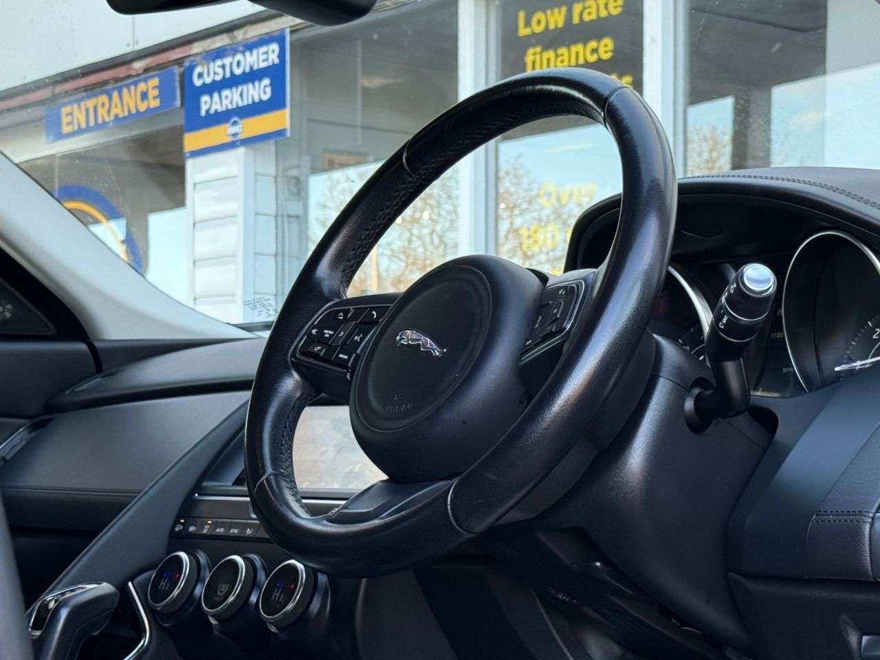 2018 JAGUAR E-PACE 2018 JAGUAR E-PACE