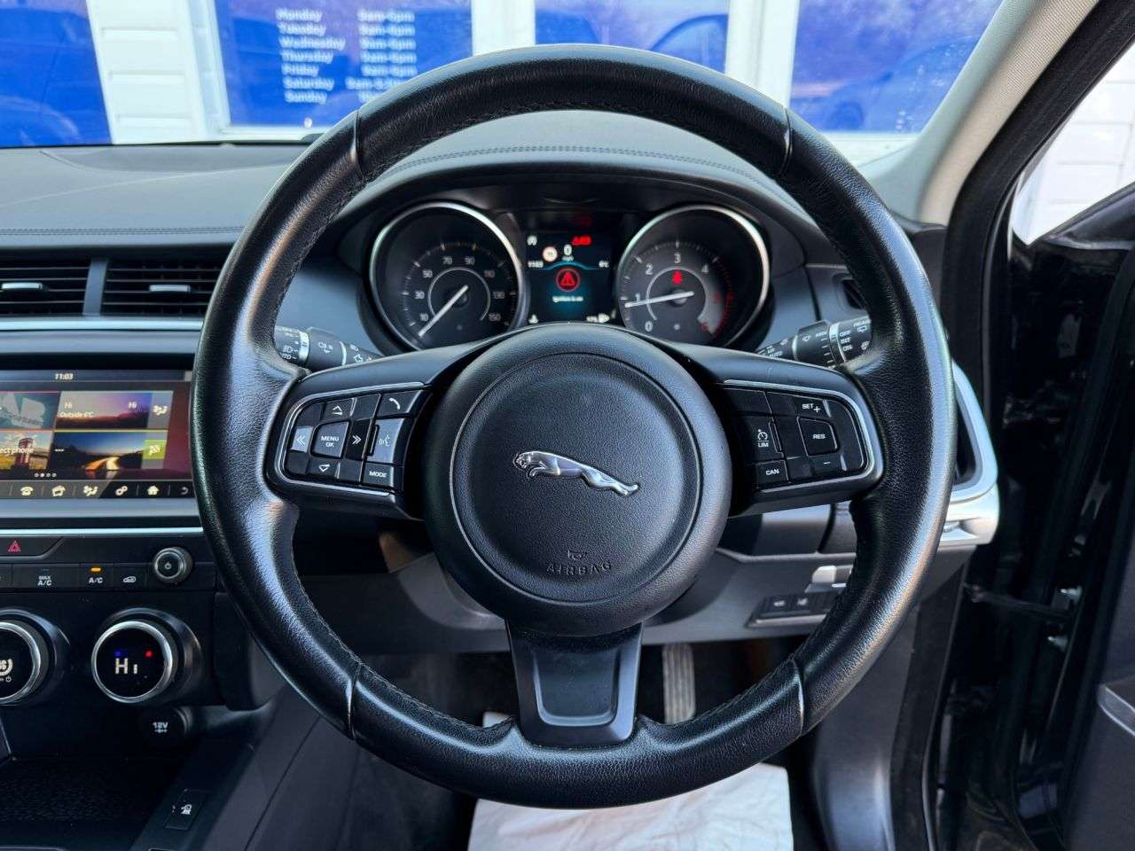 2018 JAGUAR E-PACE 2018 JAGUAR E-PACE