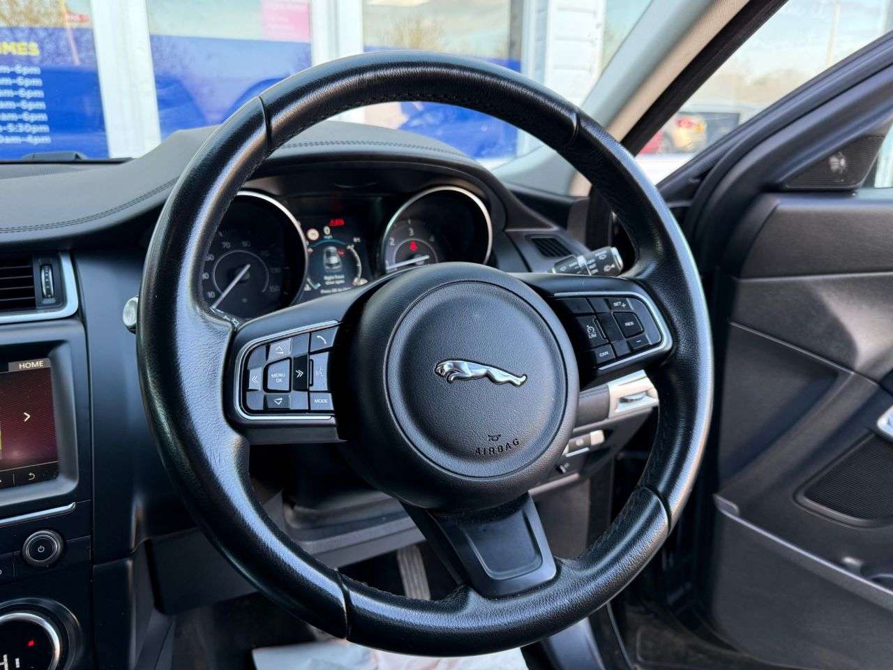 2018 JAGUAR E-PACE 2018 JAGUAR E-PACE