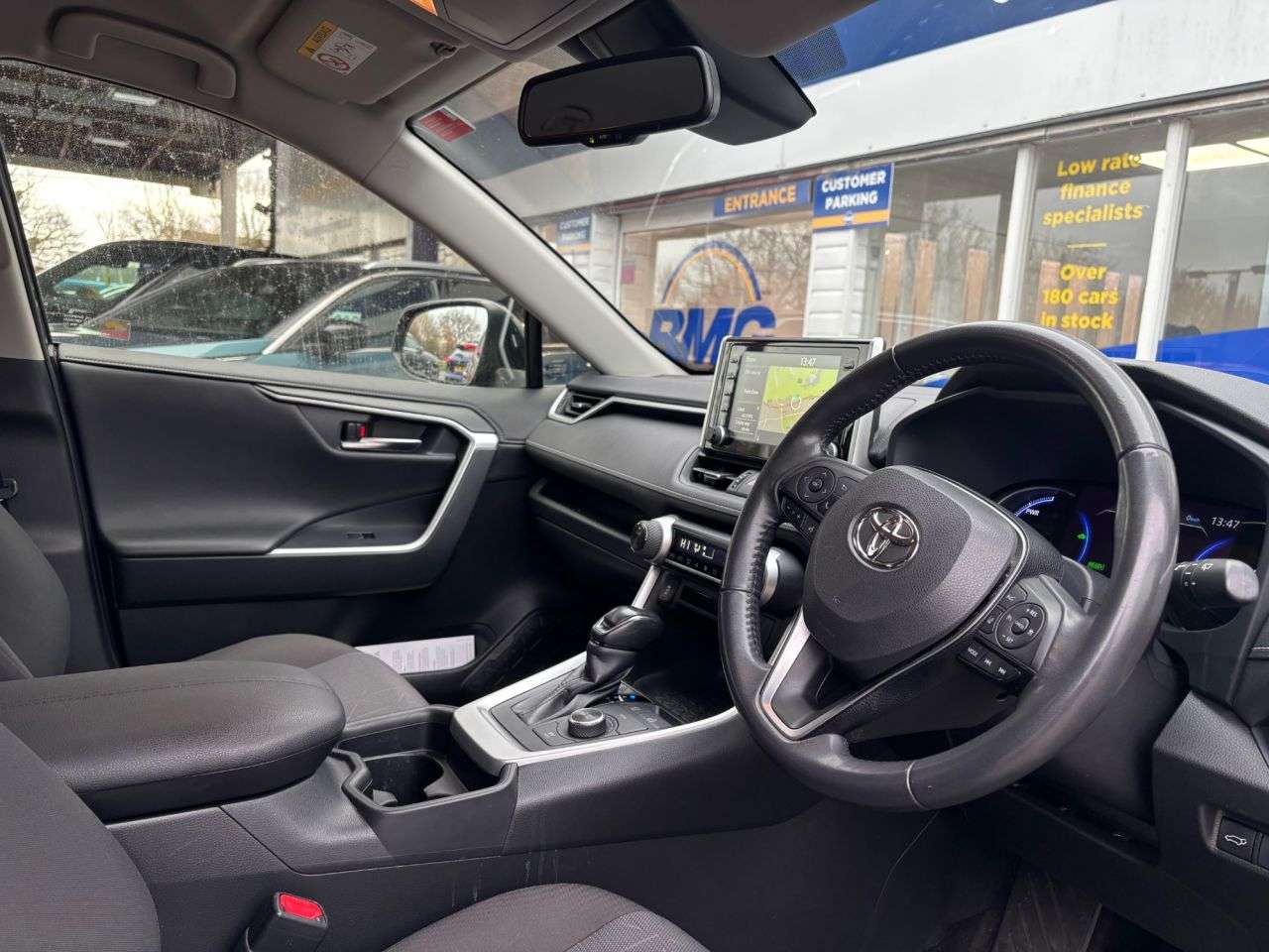 A 2020 TOYOTA RAV4 2.5 VVT-h Design SUV 5dr Petrol Hybrid CVT 4WD Euro 6 (s/s) (222 ps) NAV / A 2020 TOYOTA RAV4 2.5 VVT-h Design SUV 5dr Petrol Hybrid CVT 4WD Euro 6 (s/s) (222 ps) NAV /