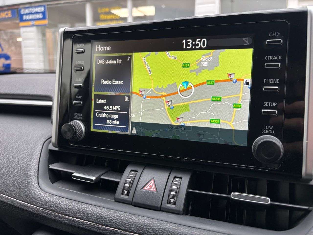 A 2020 TOYOTA RAV4 2.5 VVT-h Design SUV 5dr Petrol Hybrid CVT 4WD Euro 6 (s/s) (222 ps) NAV / A 2020 TOYOTA RAV4 2.5 VVT-h Design SUV 5dr Petrol Hybrid CVT 4WD Euro 6 (s/s) (222 ps) NAV /