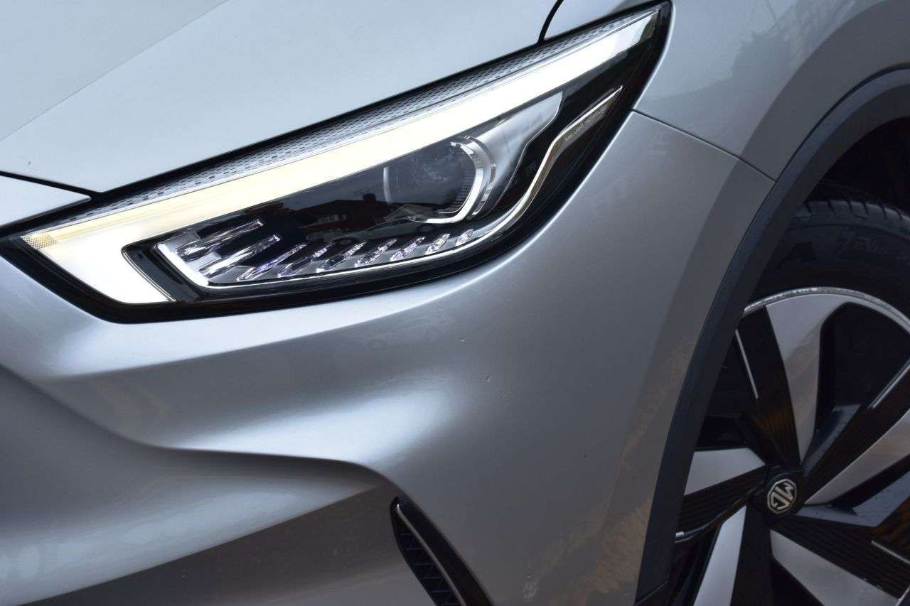 A 2022 MG MG ZS 72.6kWh SE | INCLUDES BATTERY HEALTH CHECK CERTIFICATE | LONG RANGE | SUV | A 2022 MG MG ZS 72.6kWh SE | INCLUDES BATTERY HEALTH CHECK CERTIFICATE | LONG RANGE | SUV |