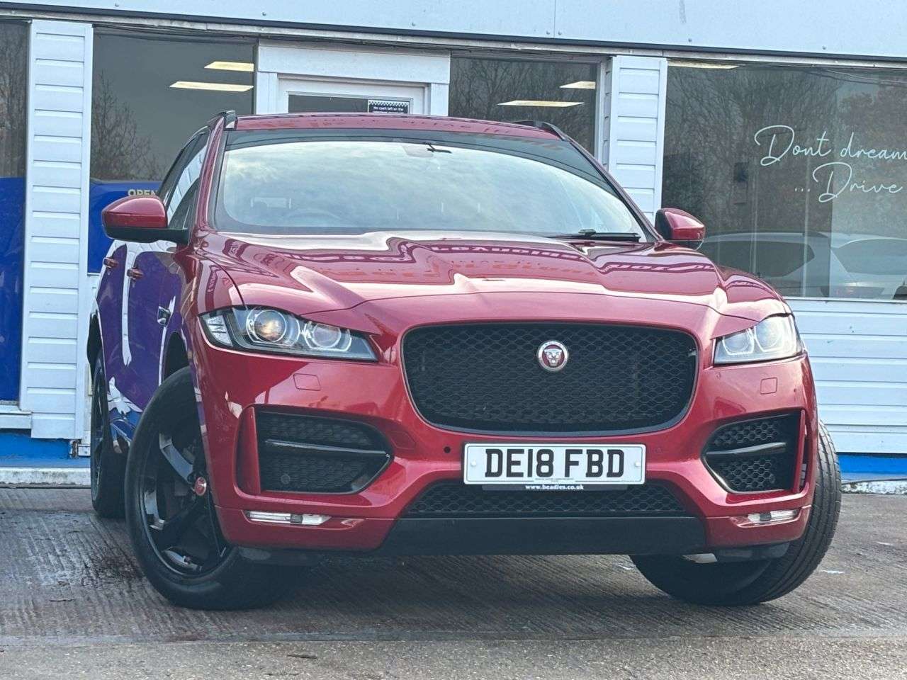 2018 JAGUAR F-PACE 2018 JAGUAR F-PACE