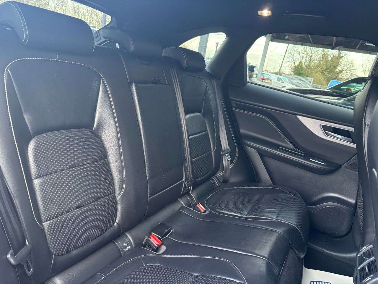 2018 JAGUAR F-PACE 2018 JAGUAR F-PACE