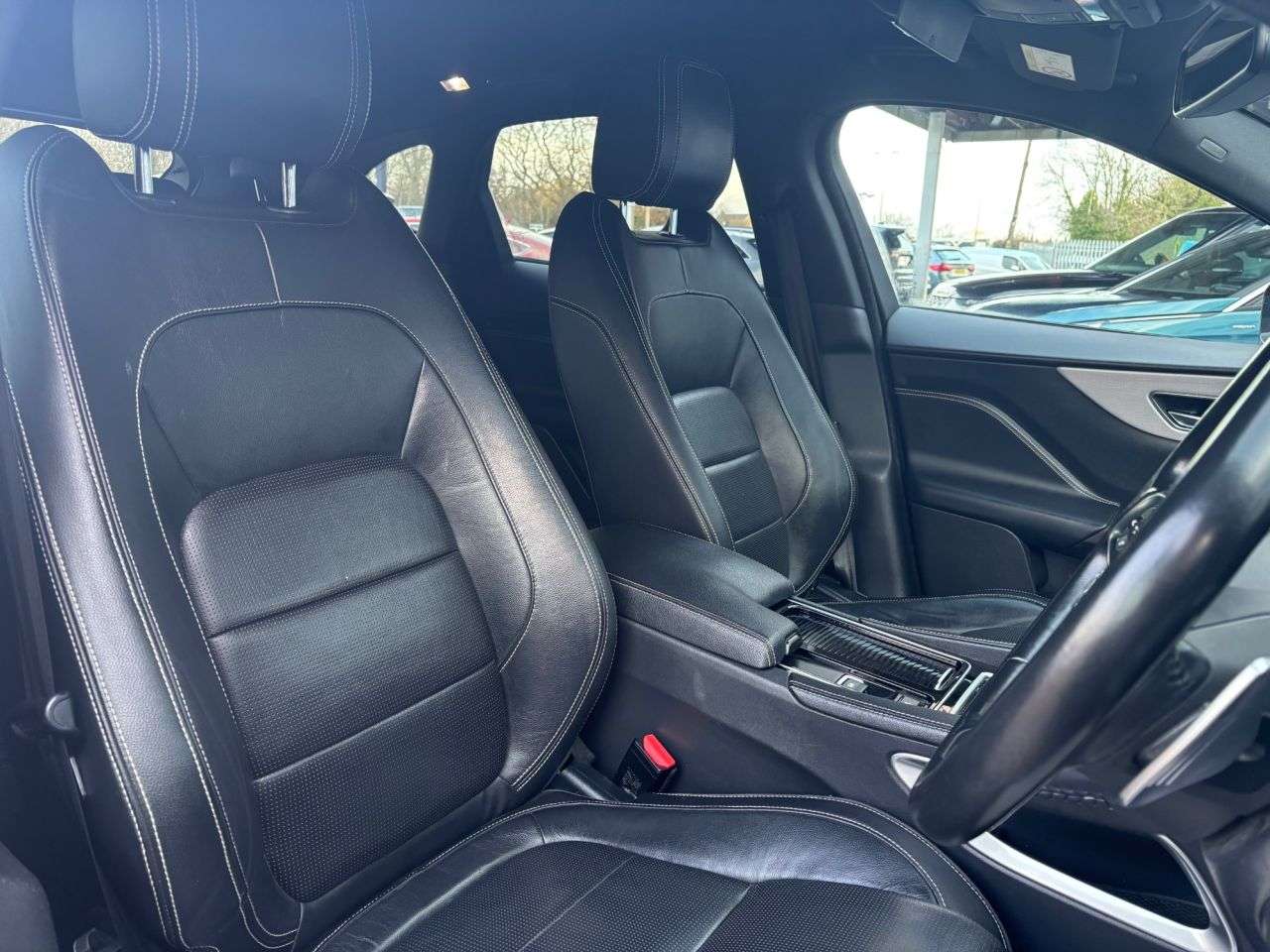 2018 JAGUAR F-PACE 2018 JAGUAR F-PACE