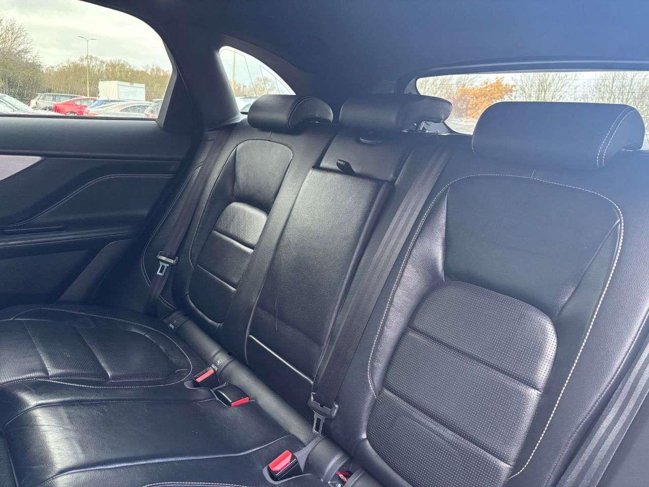 2018 JAGUAR F-PACE 2018 JAGUAR F-PACE