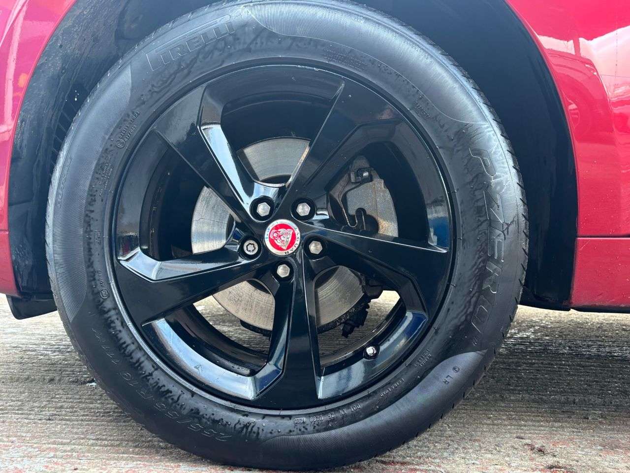 2018 JAGUAR F-PACE 2018 JAGUAR F-PACE