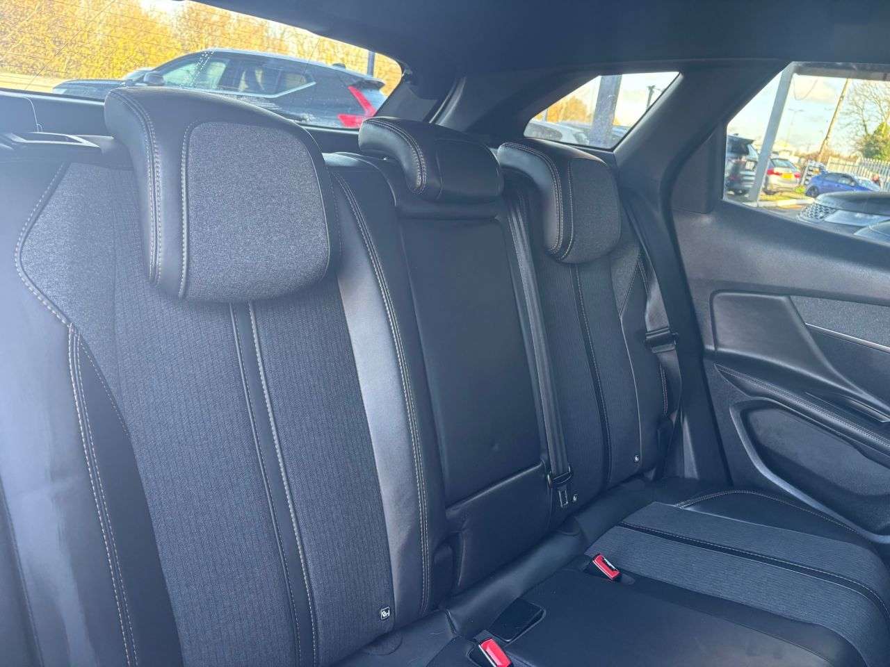 2017 PEUGEOT 3008 2017 PEUGEOT 3008