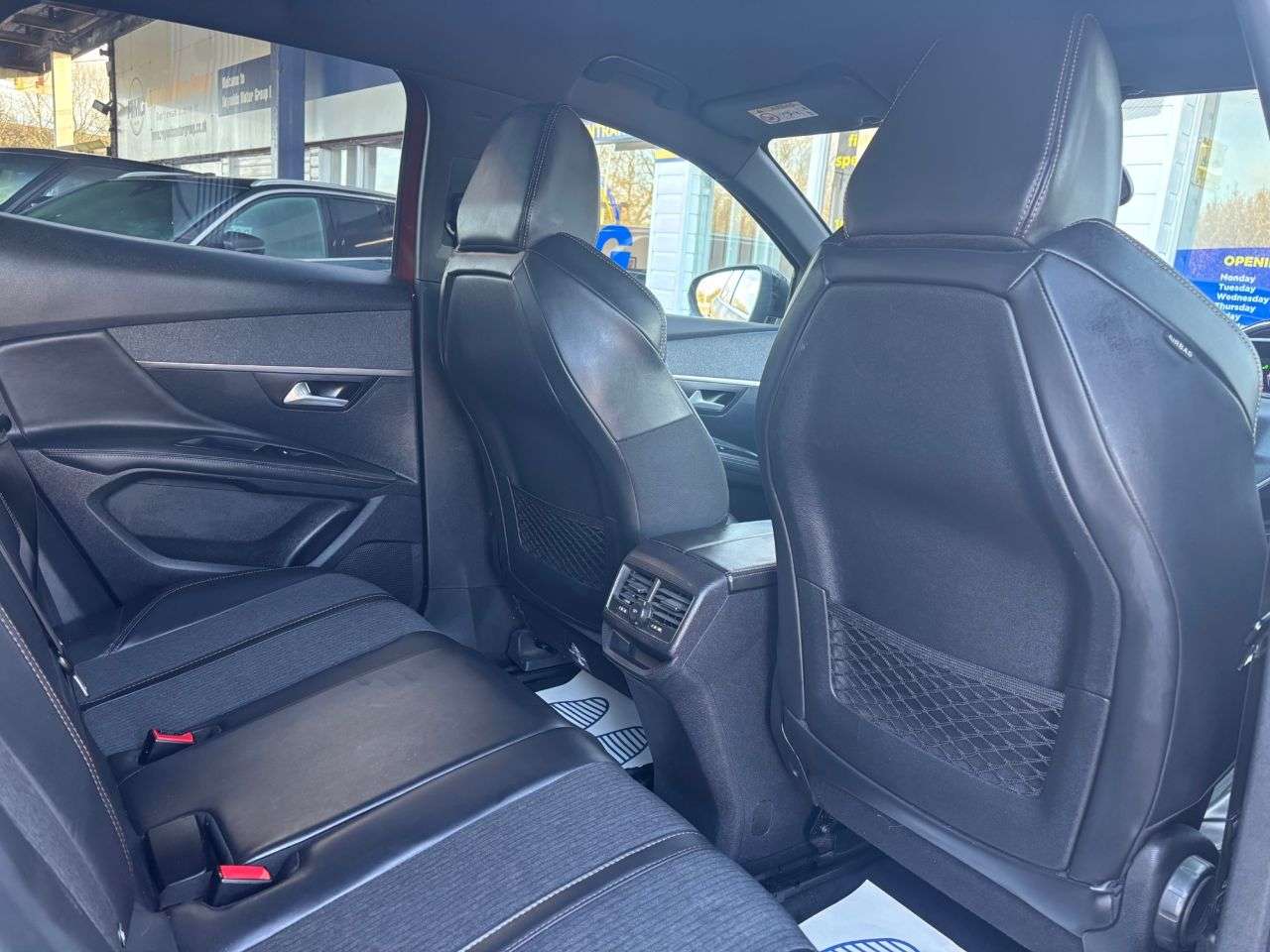 2017 PEUGEOT 3008 2017 PEUGEOT 3008